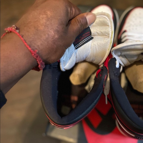 Jordan 1 “bloodline” - Picture 6 of 9